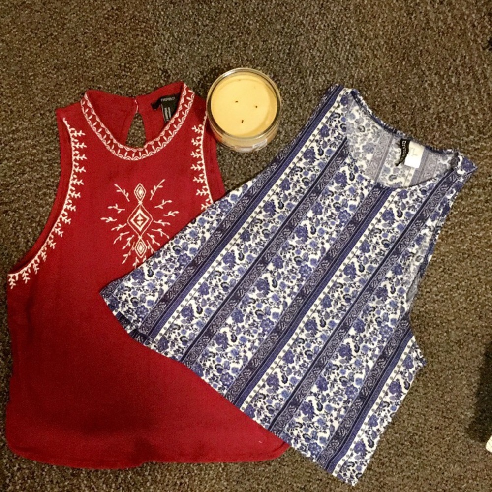 2 Super cute Crop Tops!
